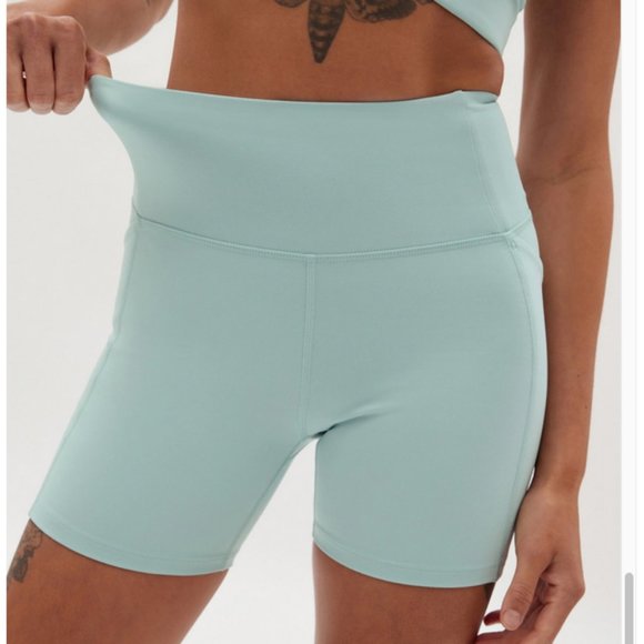 Grilfriend Collection Run Shorts - Picture 2 of 8